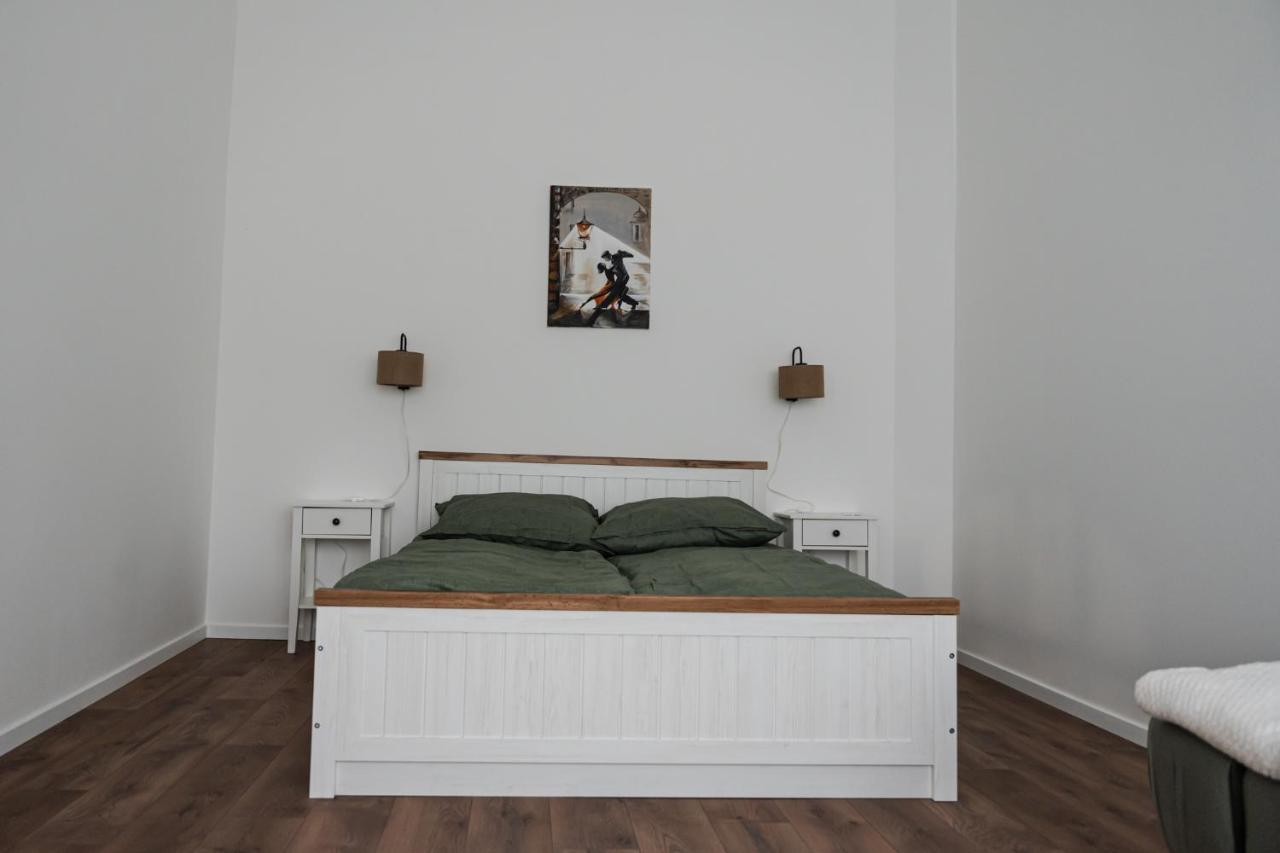 Volenter Lux Apartment Uno Baja Eksteriør billede